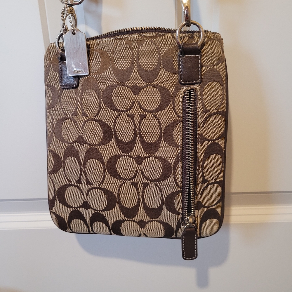 Coach purse - Picture 2 of 15
